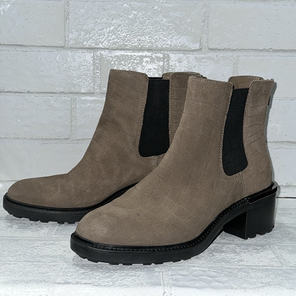 VINCE CAMUTO Kelivena Womens Zipper Almond Toe Chelsea Boots